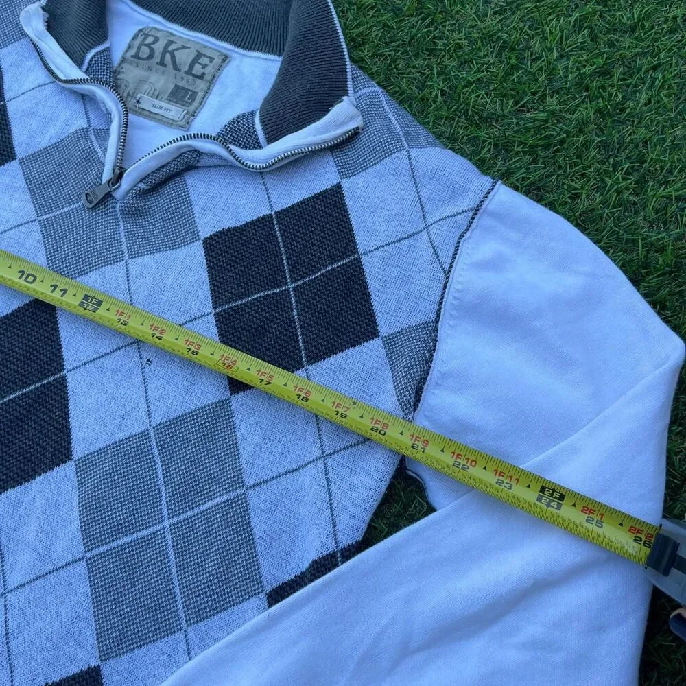Bke Men's Blue and White Jumper